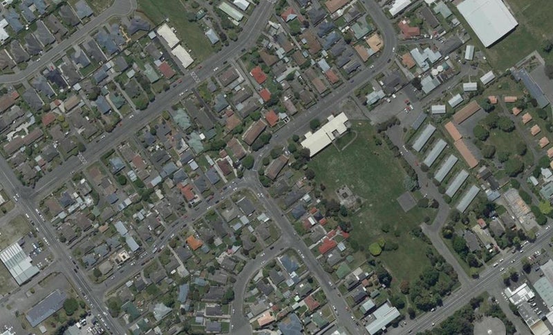 2 Takaro Avenue, Sockburn, Christchurch - Carousel 1