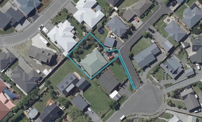 9 Stedley Place, Heathcote Valley, Christchurch - Carousel 1