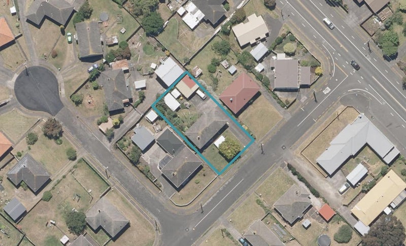 4 Churchill Crescent, Tawhero, Whanganui - Carousel 1