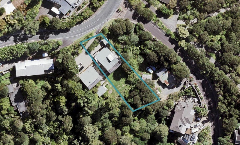 740 South Titirangi Road, Titirangi, Auckland - Carousel 1