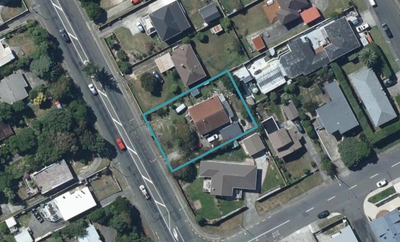 47 Main Road, Titahi Bay, Porirua - Carousel 1