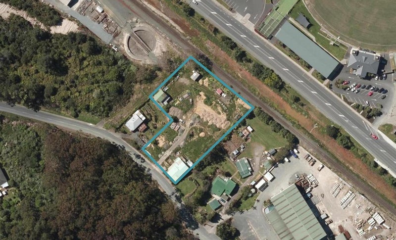 17 Limeburners Street, Morningside, Whangārei - Carousel 1