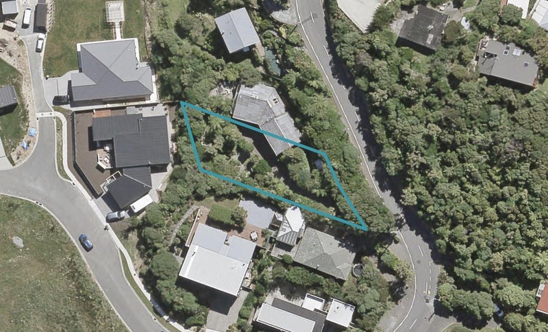 53 Korokoro Road, Korokoro, Lower Hutt - Carousel 1