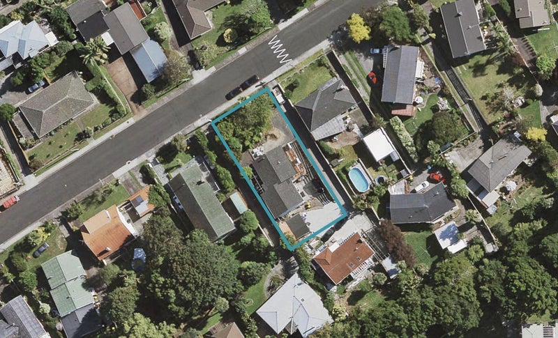 11 Kelvyn Grove, Hillpark, Auckland - Carousel 1