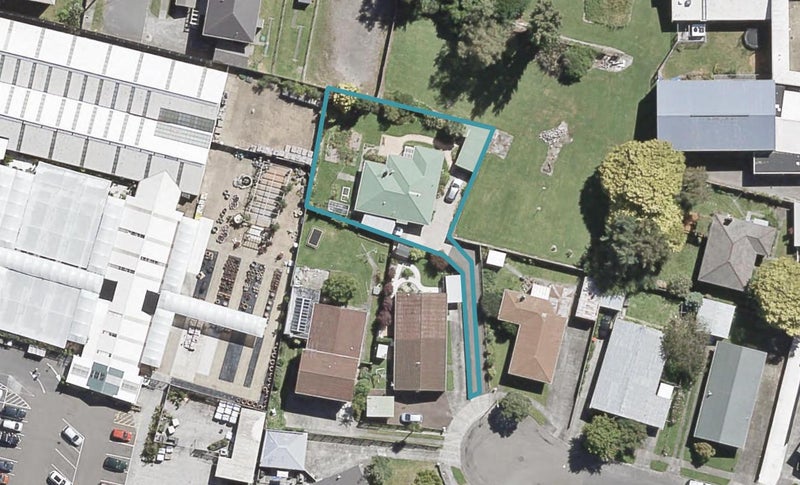 14 Heather Grove, Fairfield, Lower Hutt - Carousel 1