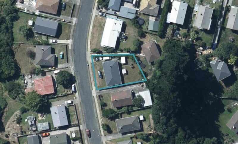 7 Sasanof View, Ascot Park, Porirua - Carousel 1