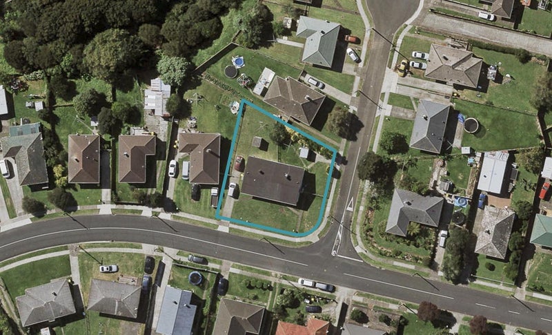 38 Pearl Baker Drive, Ōtara, Auckland - Carousel 1