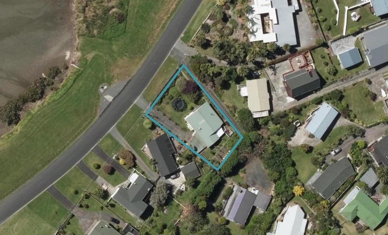 308 Beach Road, Onerahi, Whangarei - Carousel 1