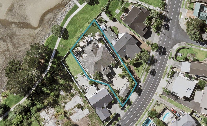 3/103 Fisher Parade, Sunnyhills, Auckland - Carousel 1