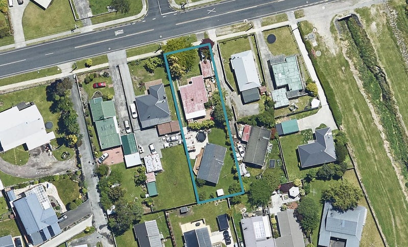 47B Kawaha Point Road, Fairy Springs, Rotorua - Carousel 1