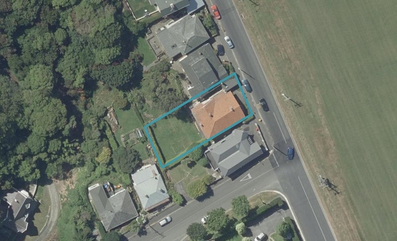 69 Eglinton Road, Mornington, Dunedin - Carousel 1