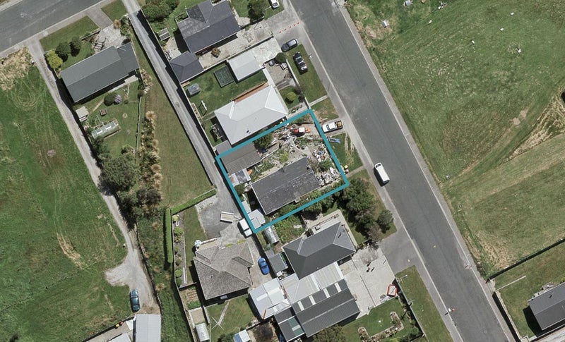9 Shannon Street, Clifton, Invercargill - Carousel 1