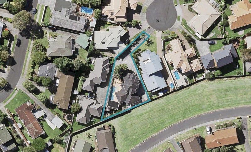 21 Driscoll Place, Farm Cove, Auckland - Carousel 1