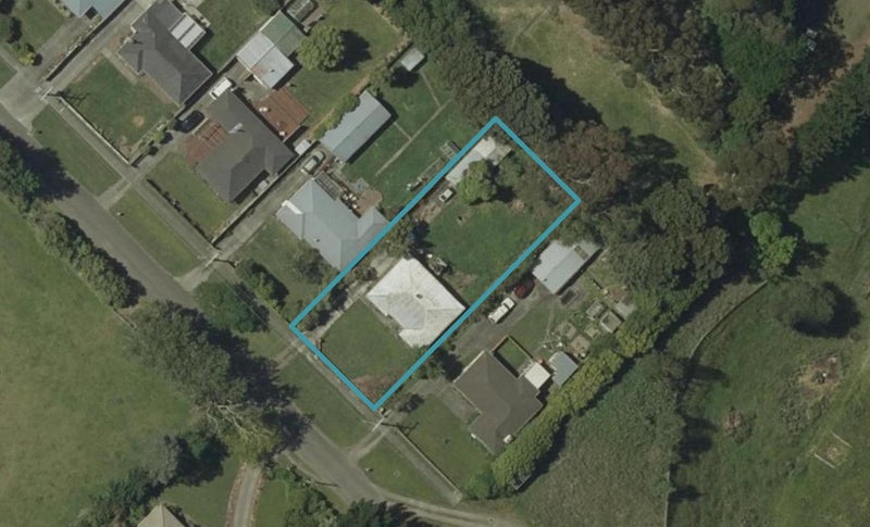 89 Hewitts Road, Linton, Palmerston North - Carousel 1