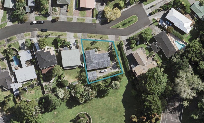 11 Frank Place, Hillpark, Auckland - Carousel 1