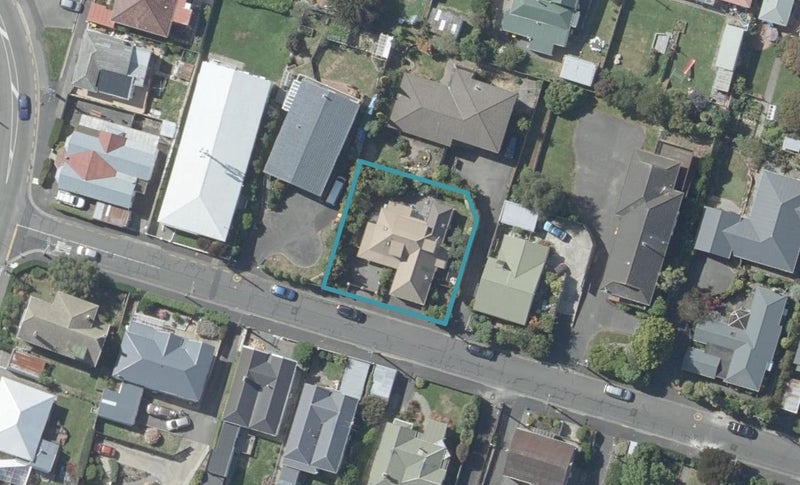 9 Argyle Street, Mornington, Dunedin - Carousel 1