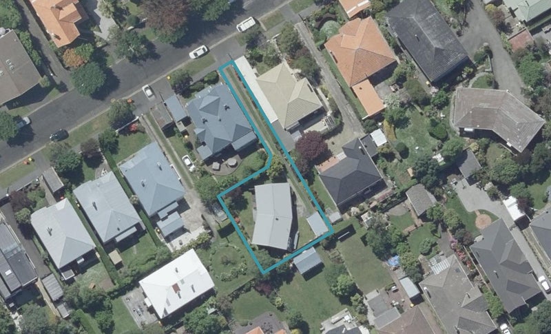 15A Hobson Street, Saint Clair, Dunedin - Carousel 1