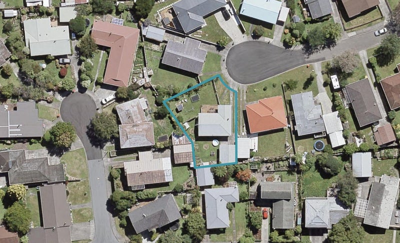 19 Seattle Grove, Totara Park, Upper Hutt - Carousel 1