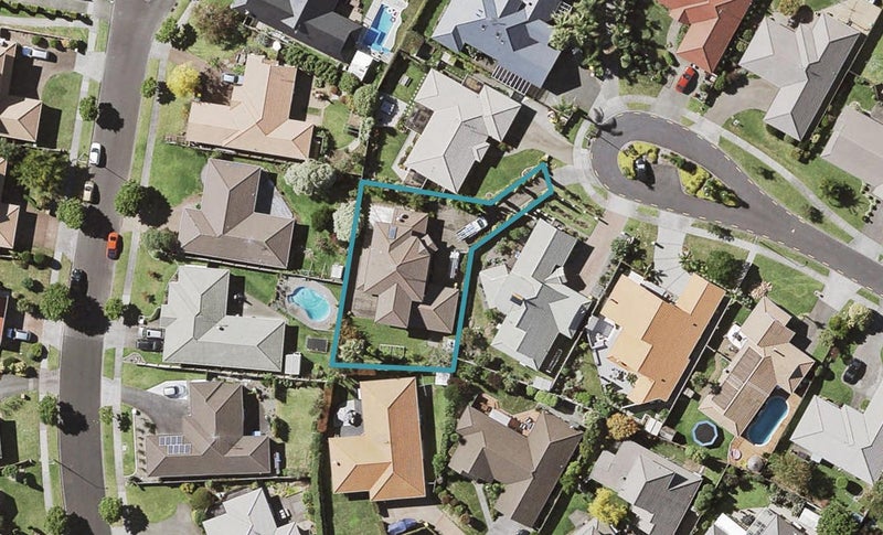 16 Amadeus Place, Northpark, Auckland - Carousel 1