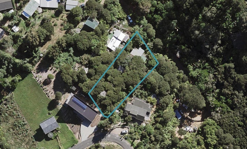 14 Hobson Terrace, Onetangi, Waiheke Island - Carousel 1