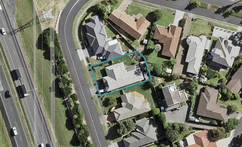 95 Rushgreen Avenue, Pahurehure, Papakura - Carousel 1