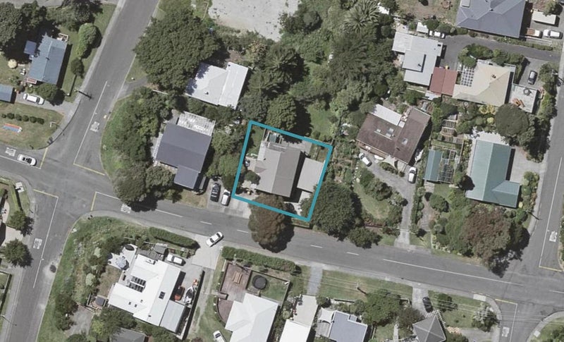 13 Tiromoana Road, Raumati South, Paraparaumu - Carousel 1
