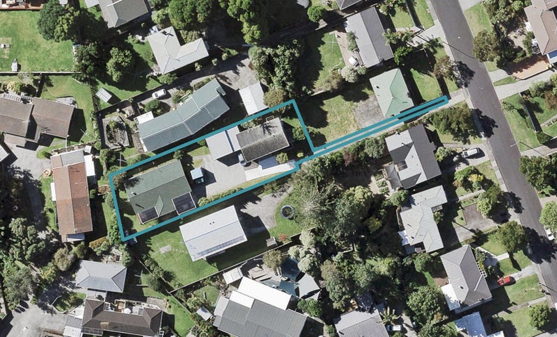 37A Waterloo Street, Howick, Auckland - Carousel 1