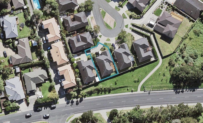 31 Mural Place, Greenhithe, Auckland - Carousel 1