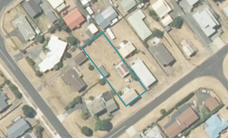 101 Graham Street, Whangamata, Whangamatā - Carousel 1