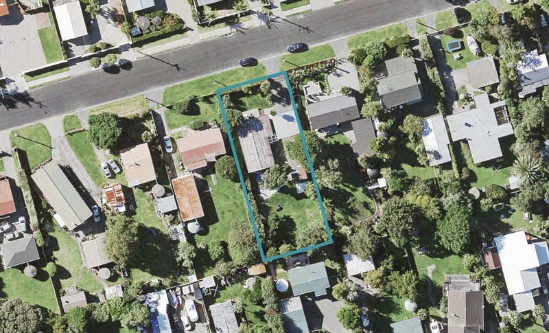 45 First View Avenue, Beachlands, Auckland - Carousel 1