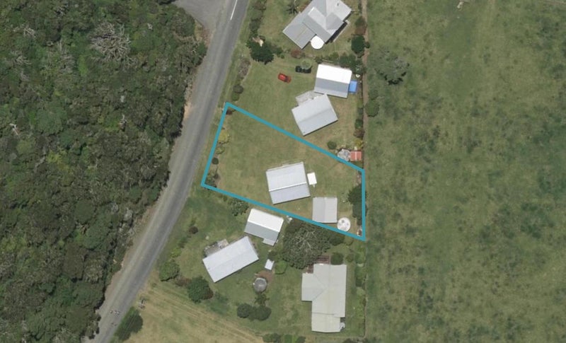 5 Clements Road, Matapouri, Whangārei - Carousel 1