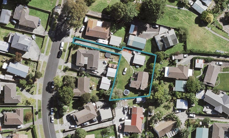 33 Urlich Drive, Ranui, Auckland - Carousel 1