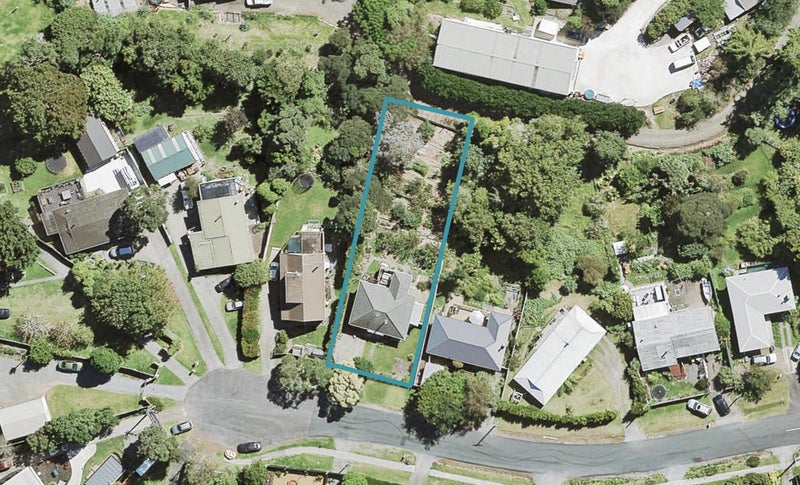 12 Burnham Road, Waitakere, Auckland - Carousel 1