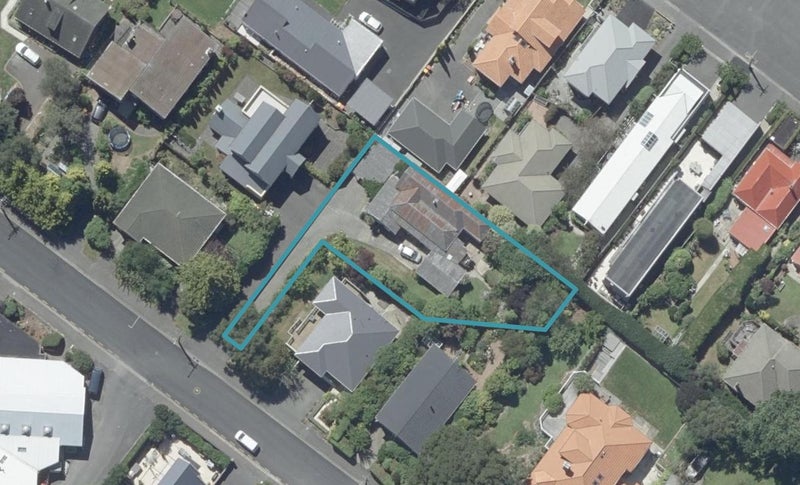 22 Lynn Street, Maori Hill, Dunedin - Carousel 1