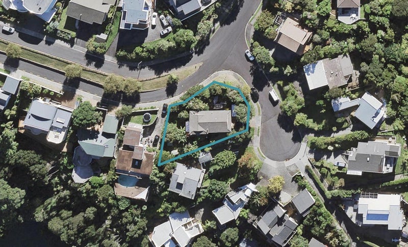 1 Seahorse Place, Beach Haven, Auckland - Carousel 1