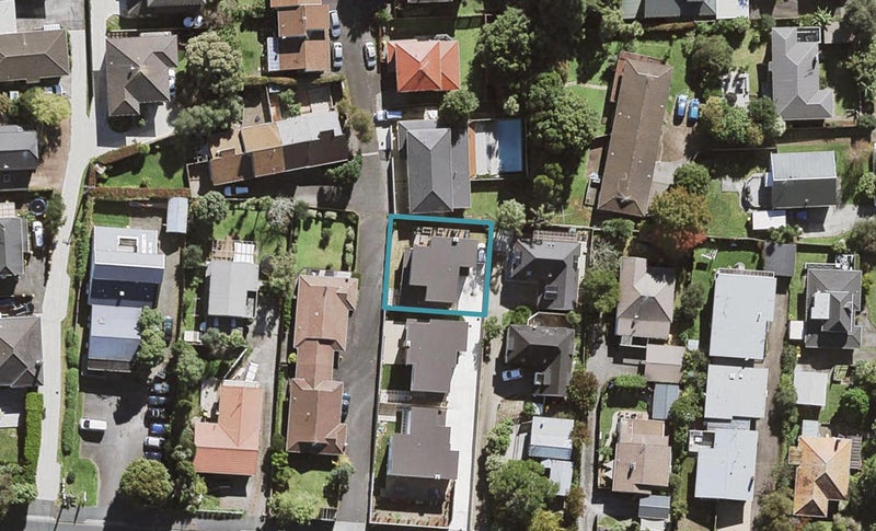 2//175 ONEWA RD, Birkenhead, Auckland - Carousel 1