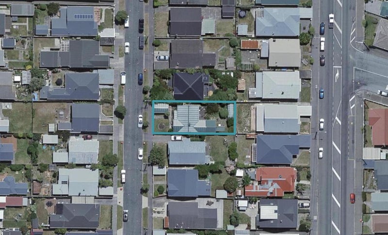 26 Palm Avenue, Lyall Bay, Wellington - Carousel 1
