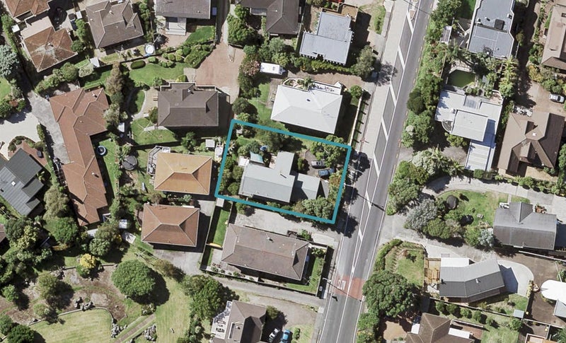 25 Pigeon Mountain Road, Half Moon Bay, Auckland - Carousel 1