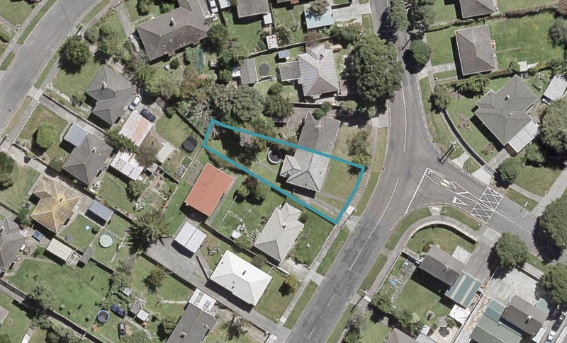 67 Reynolds Street, Taita, Lower Hutt - Carousel 1