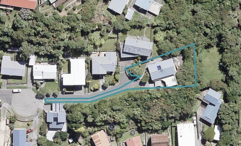 15 Laburnum Grove, Maungaraki, Lower Hutt - Carousel 1