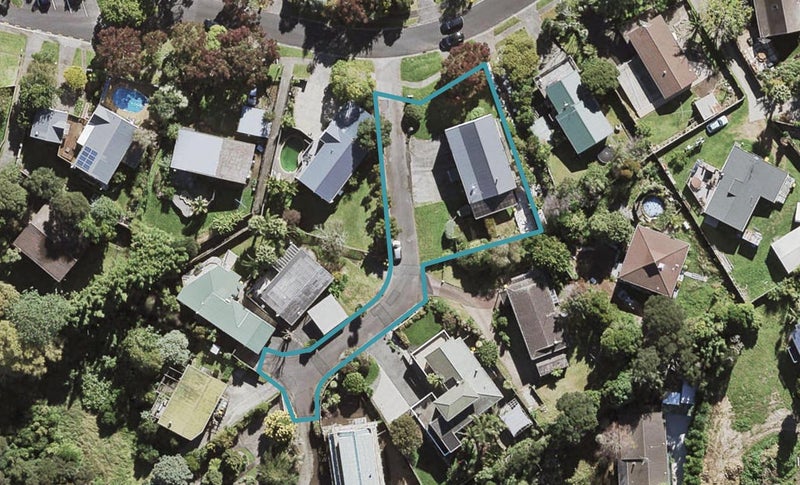 18 Houston Place, Bayview, Auckland - Carousel 1