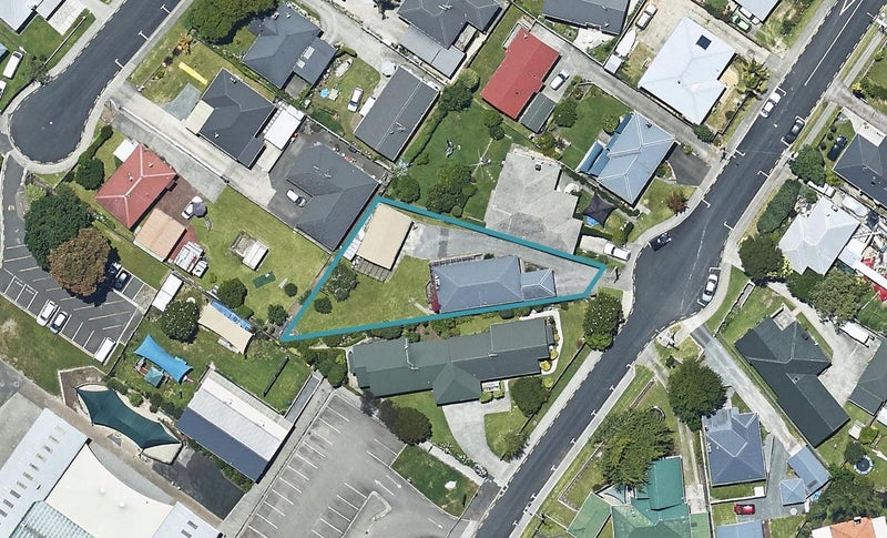 13 Sinclair Street, Greerton, Tauranga - Carousel 1