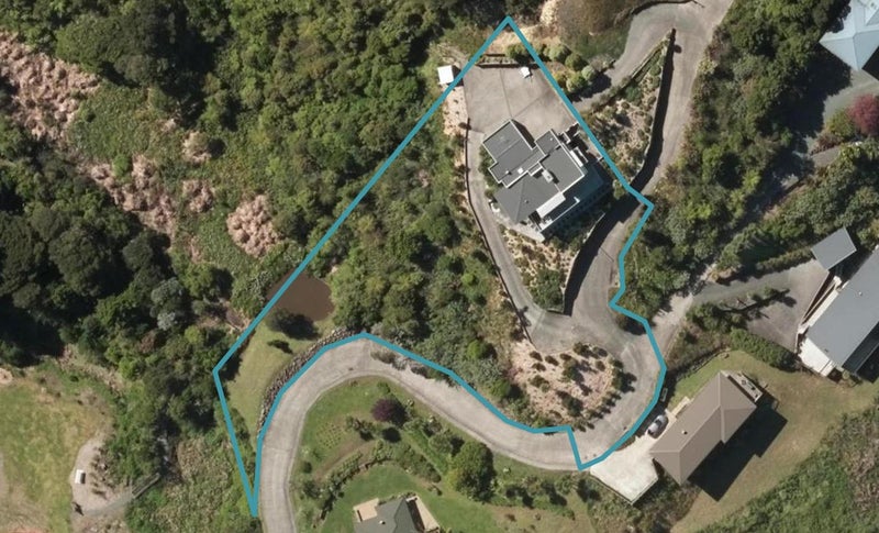 1 High Oaks Way, Avenues, Whangarei - Carousel 1