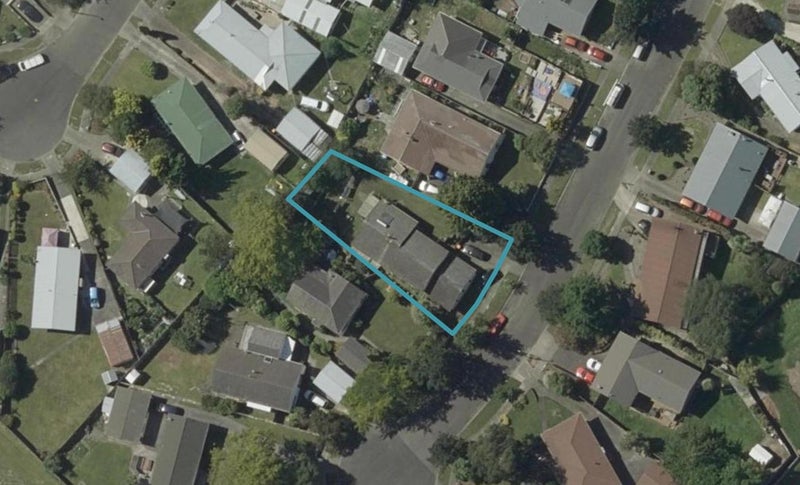 36 Escort Grove, Awapuni, Palmerston North - Carousel 1