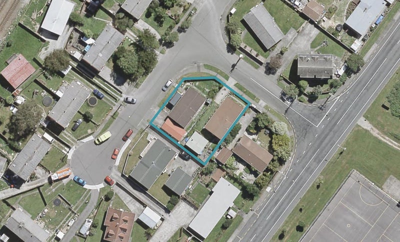 1/2 Eldon Grove, Taita, Lower Hutt - Carousel 1