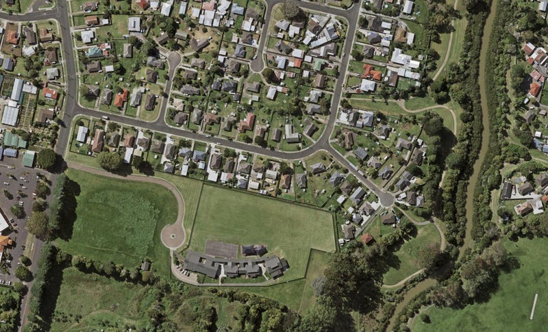 84 Franklyne Road, Otara, Auckland - Carousel 1