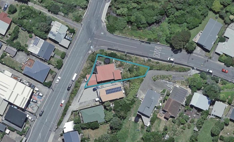 10 Happy Valley Road, Owhiro Bay, Wellington - Carousel 1