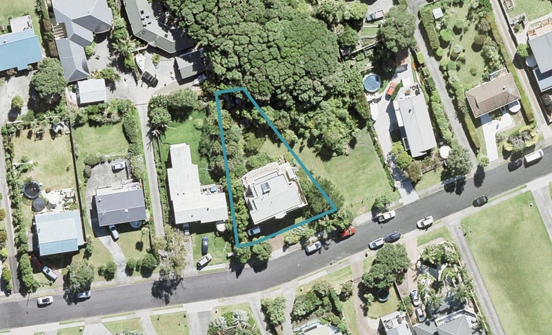 42 Pacific Parade, Army Bay, Whangaparaoa - Carousel 1