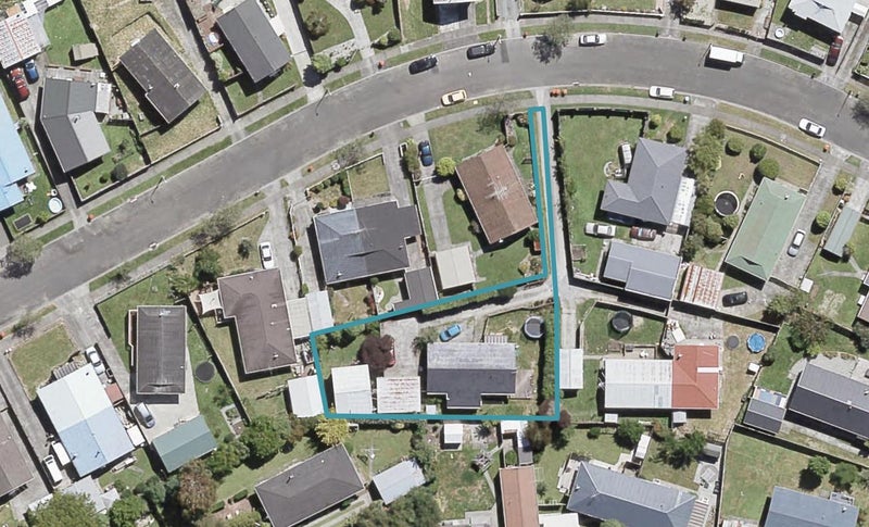 48 Hartford Crescent, Totara Park, Upper Hutt - Carousel 1