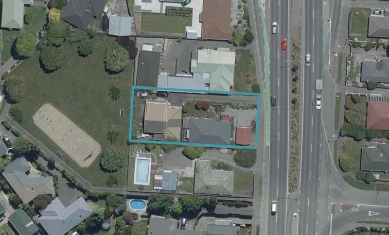 2/411 Main North Road, Redwood, Christchurch - Carousel 1